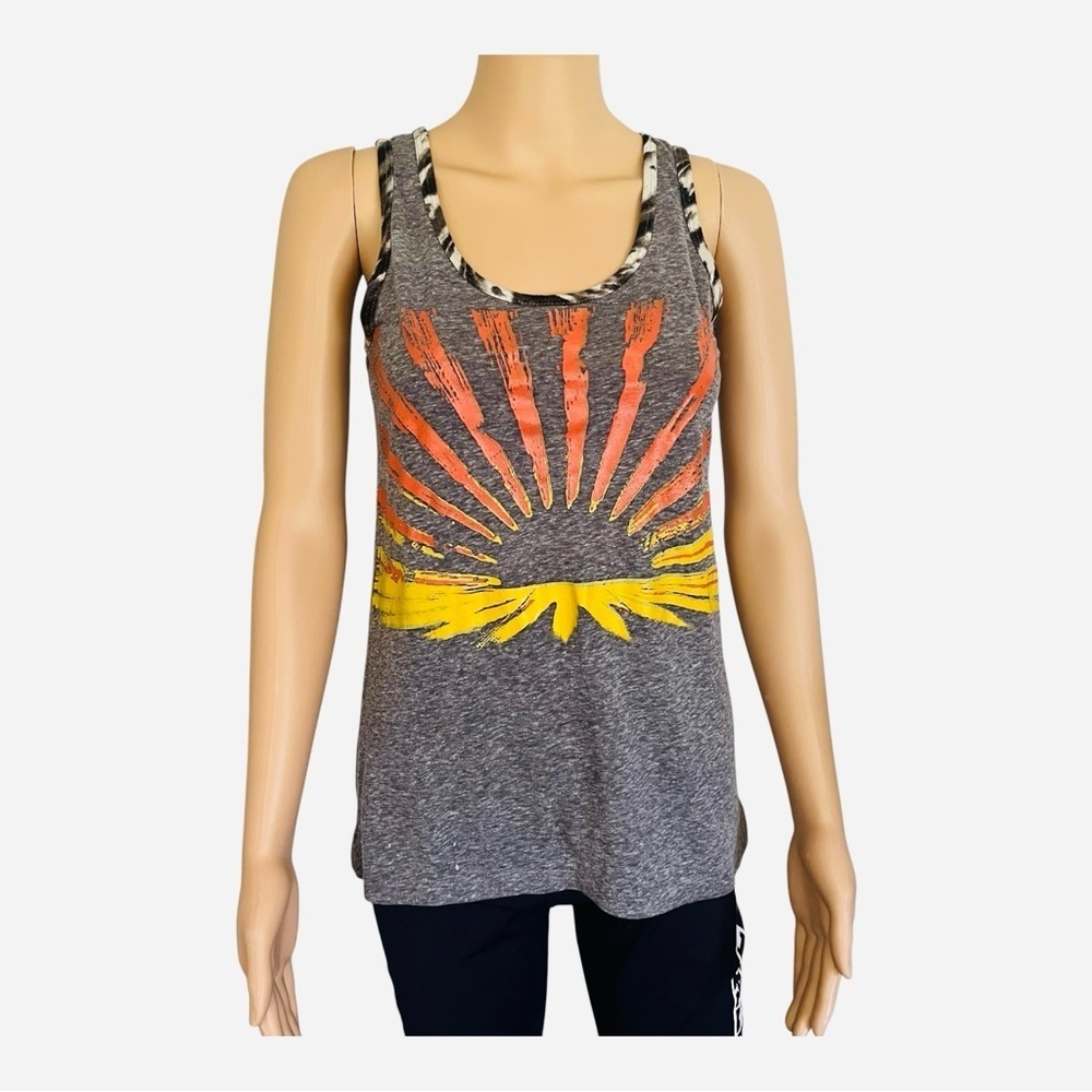 Institute Liberal cotton blend gray sunburst Tank Top M graphic design in back